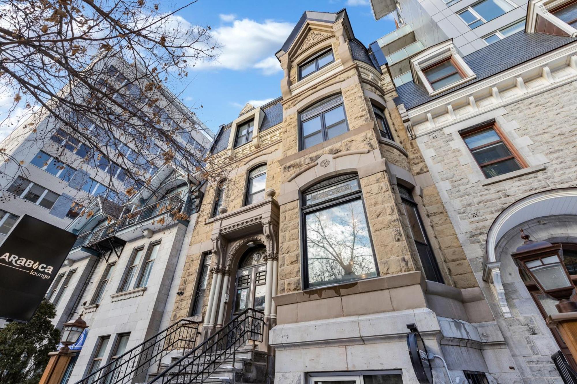 Liv Mtl Downtown Montreal Spacious Urban Suites — Photos 1